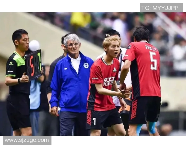 足球明星与娱乐圈明星的交集与影响力探讨